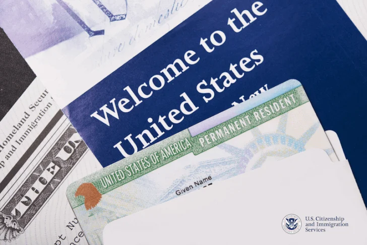 USCIS Actualiza las Guías sobre Autorización de Empleo para Cónyuges No Inmigrantes E y L