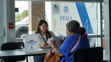 Asistencia de FEMA si su vivienda es un bote Asistencia de FEMA si su vivienda es un bote