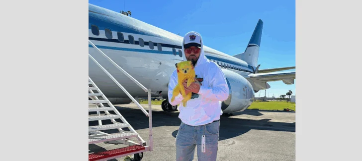 Defiende posición de pintar su perrito Pikachu