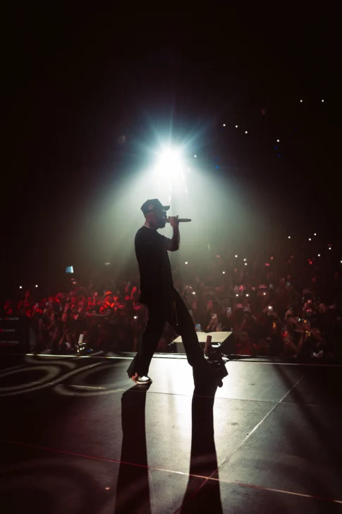 Nicky Jam arrasa en México con un show sold out en el Pepsi Center 