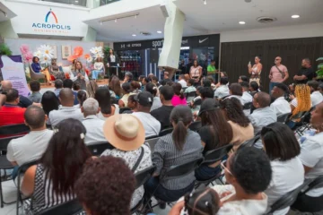 Charla “Tejiendo Esperanza” reúne a decenas de sobrevivientes del Jet Set en un espacio de sanación integral en Santo Domingo