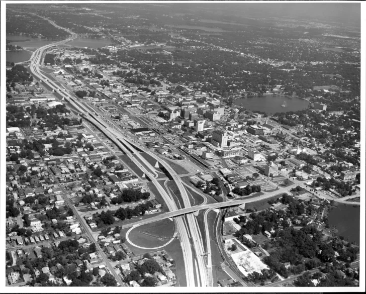  Otras de las fotos publicadas por la Alcaldía de Orlando de área de la I4 y Eola.
