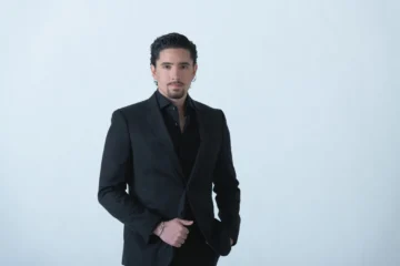 Álex Fernández recibe su primera nominación a Premios Juventud 2025 Álex Fernández recibe su primera nominación a Premios Juventud 2025